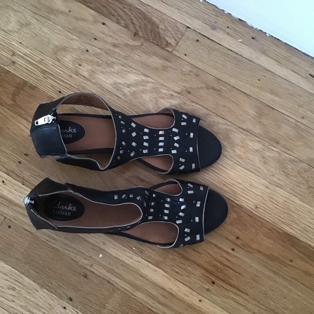 Clark’s Artisan black leather wedge sandals